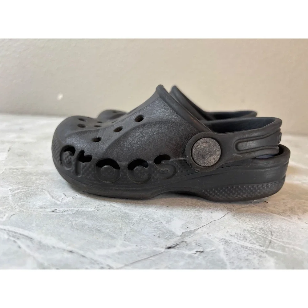 Crocs‎ Baya Clogs Kids Size C8 Black Slip On Water Shoes Sandals 10190